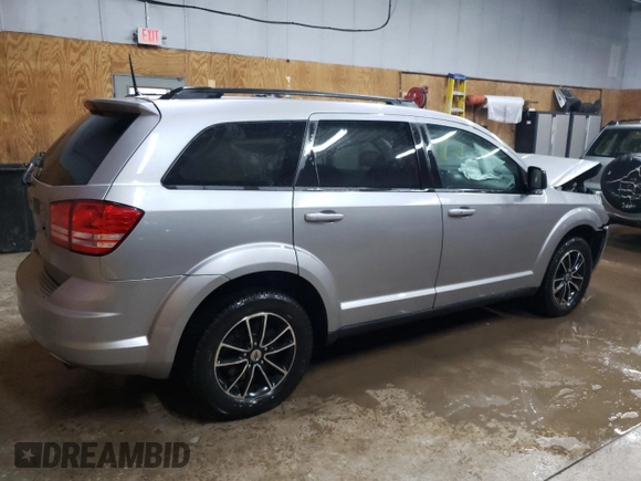 2018 Dodge Journey SE with VIN 3C4PDCABXJT536009, listed as a Copart auction lot 54544785 with 111,866 mi miles and Clean Title. Bid and sale history available at DreamBid. Image 3.