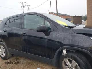 2020 Chevrolet Trax LS with VIN KL7CJKSB5LB321008, listed as a IAAI auction lot 41855276 with 77,473 mi miles. Bid and sale history available at carsss.com. Image 13.
