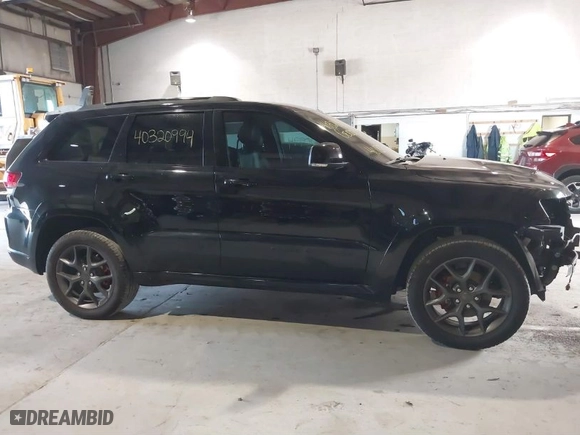 2020 Jeep Grand Cherokee Limited with VIN 1C4RJFBGXLC401043, listed as a IAAI auction lot 40320994 with 40,187 mi miles. Bid and sale history available at carsss.com. Image 13.
