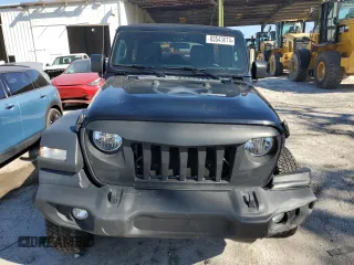 2020 Jeep Wrangler Unlimited Willys with VIN 1C4HJXDG8LW250300, listed as a Copart auction lot 83543074 with 36,347 mi miles and Salvage title. Bid and sale history available at DreamBid. Image 5.