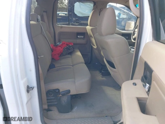 2007 Ford F-150 XLT with VIN 1FTPW14567KD58999, listed as a IAAI auction lot 40896476 with 210,997 mi miles. Bid and sale history available at carsss.com. Image 8.