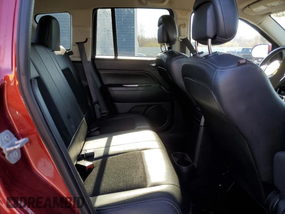 2016 Jeep Compass Latitude z VIN 1C4NJCEA4GD619757, wystawiony jako Copart lot #52113325 z przebiegiem 98 912 mil mil oraz Szkoda całkowita • Salvage title. Historia ofert i sprzedaży dostępna na DreamBid. Obrazek 11.
