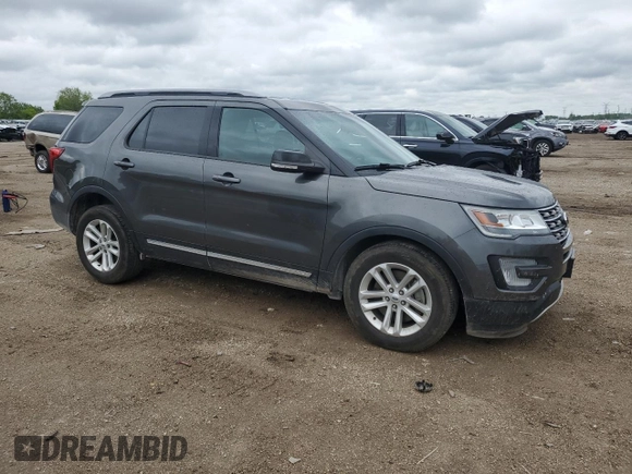 2017 Ford Explorer XLT with VIN 1FM5K7D8XHGB77436, listed as a Copart auction lot 57782975 with 41,704 mi miles and Salvage title. Bid and sale history available at DreamBid. Image 4.