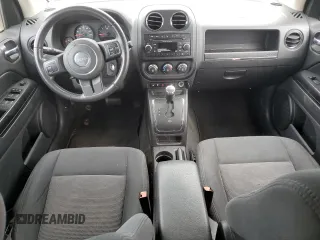 2012 Jeep Compass Latitude with VIN 1C4NJCEB8CD706452, listed as a Copart auction lot 55696805 with 195,159 mi miles and Clean Title. Bid and sale history available at carsss.com. Image 8.