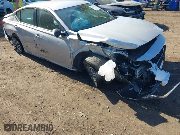2024 Nissan Altima SV with VIN 1N4BL4DV3RN429961, listed as a IAAI auction lot 42205241 with 15,745 mi miles and . Bid and sale history available at DreamBid. Image 6.