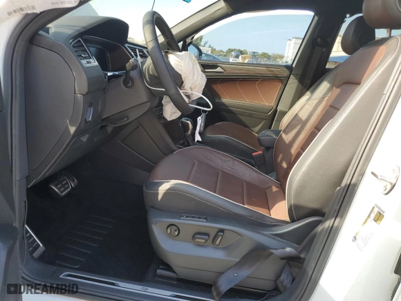 2022 Volkswagen Tiguan SEL R-Line with VIN 3VV4B7AX7NM116561, listed as a Copart auction lot 47264305 with 31,041 mi miles and Non Repairable. Bid and sale history available at carsss.com. Image 7.