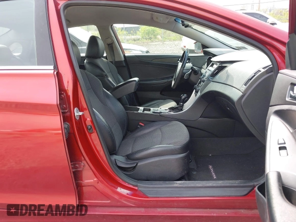 2013 Hyundai Sonata Limited with VIN 5NPEC4AC7DH799135, listed as a IAAI auction lot 42134001 with 142,212 mi miles and . Bid and sale history available at carsss.com. Image 5.