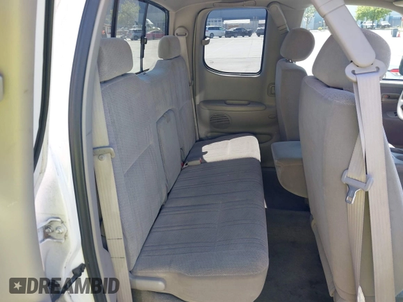 2000 Toyota Tundra SR5 with VIN 5TBRT3419YS066745, listed as a IAAI auction lot 42056620 with 248,722 mi miles and . Bid and sale history available at DreamBid. Image 8.