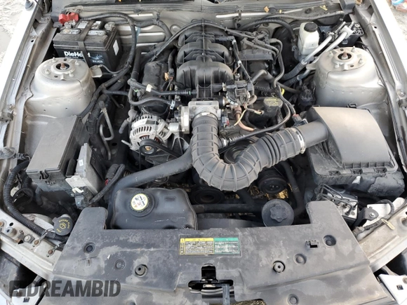 2009 Ford Mustang with VIN 1ZVHT84N495121741, listed as a Copart auction lot 85447264 with 165,247 mi miles and Salvage title. Bid and sale history available at DreamBid. Image 13.
