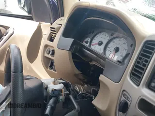 2004 Ford Escape XLT с VIN 1FMYU93154KA98965, выставлен на аукционе IAAI как лот 42630357 с пробегом Не указан миль и . История ставок и продаж доступна на DreamBid. Изображение 7.