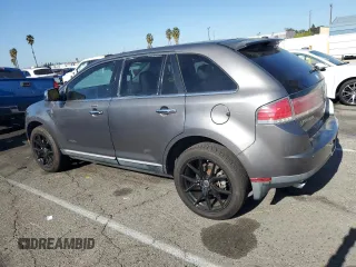 2009 Lincoln MKX with VIN 2LMDU68C59BJ07130, listed as a Copart auction lot 85334864 with 151,685 mi miles and Clean Title. Bid and sale history available at DreamBid. Image 2.