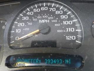 2003 Chevrolet Tahoe Z71 with VIN 1GNEK13Z43R155495, listed as a IAAI auction lot 42029728 with 393,493 mi miles. Bid and sale history available at carsss.com. Image 7.