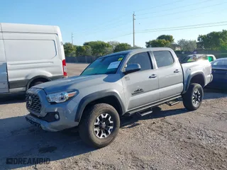 2021 Toyota Tacoma 2WD SR5 with VIN 5TFAZ5CN2MX096998, listed as a IAAI auction lot 41788306 with 45,880 mi miles. Bid and sale history available at carsss.com. Image 18.