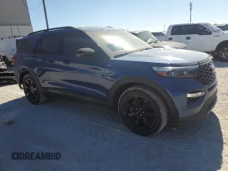 2022 Ford Explorer ST-Line with VIN 1FMSK7KH8NGB84628, listed as a Copart auction lot 82368324 with 19,977 mi miles and Salvage Title. Bid and sale history available at carsss.com. Image 4.