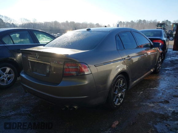2008 Acura TL Type-S with VIN 19UUA765X8A013095, listed as a IAAI auction lot 41409923 with 248,910 mi miles. Bid and sale history available at carsss.com. Image 4.