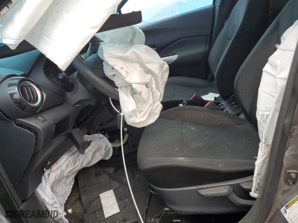2019 Nissan Kicks SV with VIN 3N1CP5CU0KL510457, listed as a Copart auction lot 50760255 with 0 mi miles and Salvage Title. Bid and sale history available at carsss.com. Image 9.