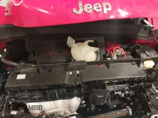 2021 Jeep Renegade Latitude with VIN ZACNJCBB0MPM36606, listed as a IAAI auction lot 41451043 with 49,900 mi miles and . Bid and sale history available at DreamBid. Image 10.