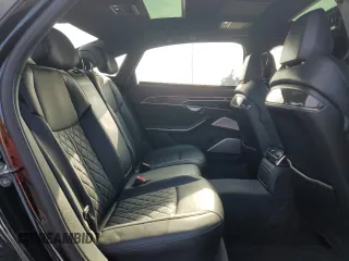 2020 Audi S8 z VIN WAU8SAF8XLN015240, wystawiony jako Copart lot #85310064 z przebiegiem 31 303 mil mil oraz Szkoda całkowita • Salvage title. Historia ofert i sprzedaży dostępna na DreamBid. Obrazek 10.