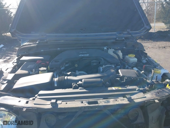 2018 Jeep Wrangler Unlimited Sport S with VIN 1C4HJXDG0JW166601, listed as a IAAI auction lot 41650217 with 30,319 mi miles. Bid and sale history available at carsss.com. Image 10.