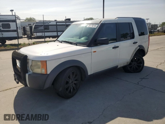 2006 Land Rover LR3 z VIN SALAD24406A409600, wystawiony jako Copart lot #55176245 z przebiegiem 183 635 mil mil oraz Szkoda całkowita • Salvage title. Historia ofert i sprzedaży dostępna na DreamBid. Obrazek 1.