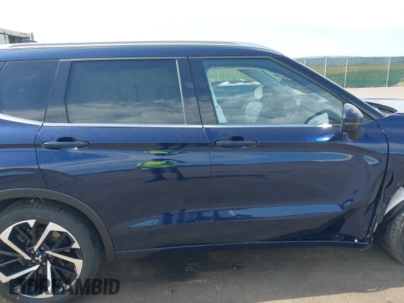 2024 Mitsubishi Outlander SEL z VIN JA4J4WA88RZ018247, wystawiony jako IAAI lot #40377423 z przebiegiem 9 558 mil mil oraz . Historia ofert i sprzedaży dostępna na DreamBid. Obrazek 13.