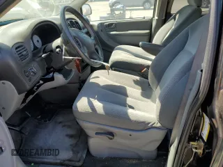 2005 Chrysler Town & Country LX с VIN 2C4GP44RX5R502120, выставлен на аукционе Copart как лот 65573975 с пробегом 95 154 миль миль и Чистый • Clean title. История ставок и продаж доступна на DreamBid. Изображение 7.