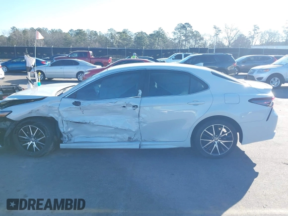 2023 Toyota Camry SE z VIN 4T1G11AK5PU095414, wystawiony jako IAAI lot #41729717 z przebiegiem 35 233 mil mil oraz . Historia ofert i sprzedaży dostępna na DreamBid. Obrazek 14.