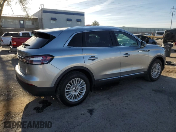 2020 Lincoln Nautilus Standard with VIN 2LMPJ6J92LBL20368, listed as a Copart auction lot 46253285 with 20,493 mi miles and Salvage title. Bid and sale history available at DreamBid. Image 3.