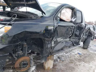 2007 Toyota Tundra SR5 with VIN 5TBRV54107S471400, listed as a IAAI auction lot 41643894 with 261,347 mi miles. Bid and sale history available at carsss.com. Image 6.