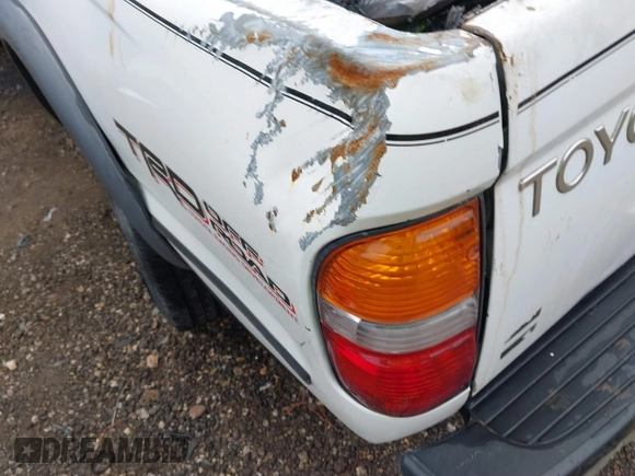 2001 Toyota Tacoma PreRunner with VIN 5TEGN92N21Z798239, listed as a IAAI auction lot 41652520 with Not Provided miles and . Bid and sale history available at DreamBid. Image 12.