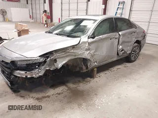 2018 Honda Accord Touring z VIN 1HGCV3F94JA001591, wystawiony jako IAAI lot #42161624 z przebiegiem 100 591 mil mil oraz . Historia ofert i sprzedaży dostępna na DreamBid. Obrazek 6.