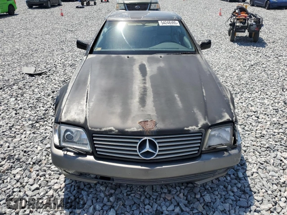 1990 Mercedes-Benz 300 with VIN WDBFA61E3LF005181, listed as a Copart auction lot 54248995 with 142,368 mi miles and Clean Title. Bid and sale history available at DreamBid. Image 5.