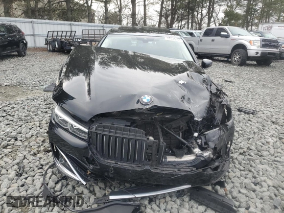 2020 BMW 7 Series 740i xDrive with VIN WBA7T4C01LGF97390, listed as a Copart auction lot 47639165 with Not provided miles and Salvage title. Bid and sale history available at DreamBid. Image 5.