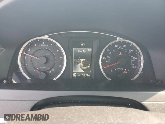 2015 Toyota Camry XLE z VIN 4T1BF1FK7FU105038, wystawiony jako Copart lot #59370355 z przebiegiem 76 870 mil mil oraz Szkoda całkowita • Salvage title. Historia ofert i sprzedaży dostępna na DreamBid. Obrazek 9.
