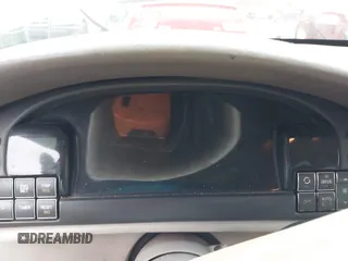 1998 Cadillac DeVille z VIN 1G6KD54YXWU800156, wystawiony jako IAAI lot #41820044 z przebiegiem Nie podano mil oraz . Historia ofert i sprzedaży dostępna na DreamBid. Obrazek 7.