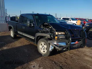 2004 Chevrolet Silverado 1500 Z71 with VIN 2GCEK19T041237634, listed as a IAAI auction lot 41316553 with 259,569 mi miles. Bid and sale history available at carsss.com. Image 1.