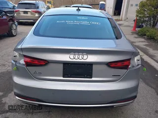2024 Audi A5 Sportback Premium z VIN WAUABCF57RA023069, wystawiony jako IAAI lot #39079825 z przebiegiem 2 810 mil mil oraz . Historia ofert i sprzedaży dostępna na DreamBid. Obrazek 20.