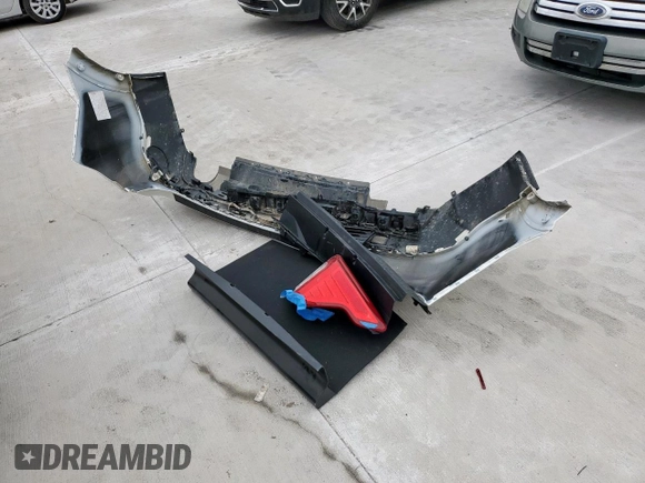 2021 Ford Explorer Limited с VIN 1FMSK7FH3MGA15397, выставлен на аукционе Copart как лот 59491525 с пробегом 137 930 миль миль и Списание • Salvage title. История ставок и продаж доступна на DreamBid. Изображение 13.