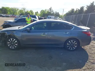 2017 Nissan Altima SV с VIN 1N4AL3AP1HC188035, выставлен на аукционе IAAI как лот 42144456 с пробегом 185 171 миль миль и . История ставок и продаж доступна на DreamBid. Изображение 15.