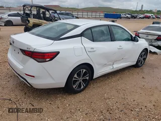 2021 Nissan Sentra SV z VIN 3N1AB8CV6MY295057, wystawiony jako IAAI lot #42193467 z przebiegiem 69 866 mil mil oraz . Historia ofert i sprzedaży dostępna na DreamBid. Obrazek 4.
