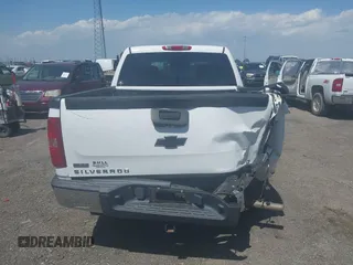 2009 Chevrolet Silverado 1500 LT with VIN 3GCEC23039G118833, listed as a IAAI auction lot 42018681 with 212,044 mi miles. Bid and sale history available at carsss.com. Image 16.