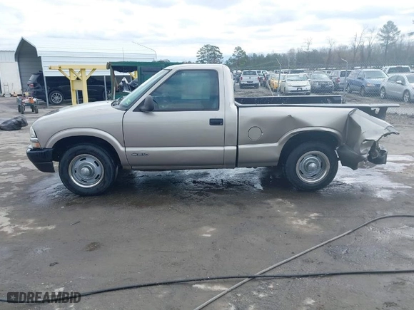 1998 Chevrolet S-10 LS with VIN 1GCCS1442WK218402, listed as a IAAI auction lot 41807241 with NaN miles. Bid and sale history available at carsss.com. Image 14.
