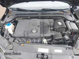 2013 Volkswagen Jetta SE with VIN 3VWDP7AJ6DM353839, listed as a IAAI auction lot 42237690 with 77,399 mi miles and . Bid and sale history available at DreamBid. Image 10.