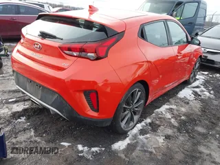 2019 Hyundai Veloster 2.0 with VIN KMHTG6AF6KU005046, listed as a IAAI auction lot 41073491 with 31,490 mi miles. Bid and sale history available at carsss.com. Image 4.