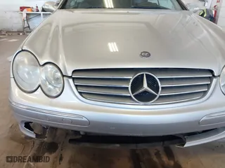 2005 Mercedes-Benz CLK-Class 3.2L with VIN WDBTK65J95F134391, listed as a IAAI auction lot 42040269 with 179,720 mi miles. Bid and sale history available at carsss.com. Image 6.
