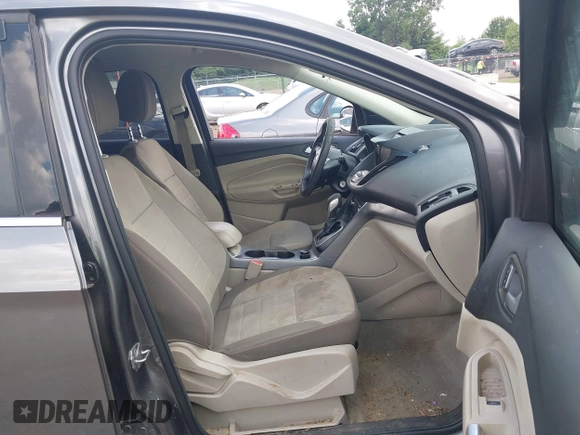 2013 Ford Escape SE with VIN 1FMCU9G95DUC01185, listed as a IAAI auction lot 42602840 with 140,697 mi miles and . Bid and sale history available at DreamBid. Image 5.