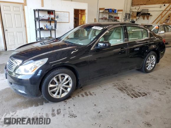 2007 Infiniti G35 G35x with VIN JNKBV61F77M819783, listed as a Copart auction lot 70430464 with 84,503 mi miles and Salvage Title. Bid and sale history available at DreamBid. Image 1.