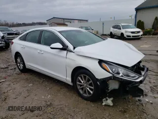 2018 Hyundai Sonata SE with VIN 5NPE24AF2JH716719, listed as a Copart auction lot 86169994 with 136,418 mi miles and Non Repairable. Bid and sale history available at carsss.com. Image 4.