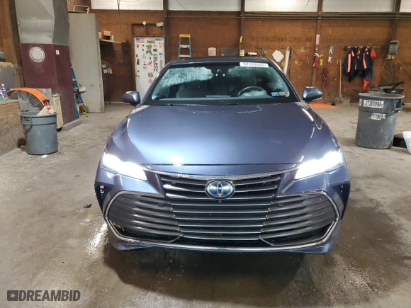 2020 Toyota Avalon Hybrid Limited with VIN 4T1D21FB3LU017328, listed as a Copart auction lot 52147035 with 54,305 mi miles and Salvage Title. Bid and sale history available at carsss.com. Image 5.