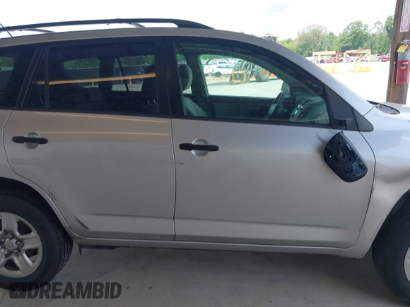 2011 Toyota RAV4 with VIN JTMZF4DV5BD029668, listed as a IAAI auction lot 42153733 with 173,346 mi miles. Bid and sale history available at carsss.com. Image 13.